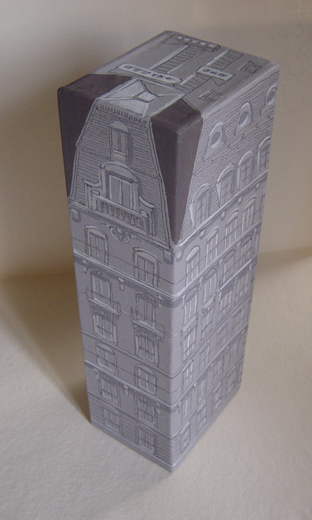 DETAIL