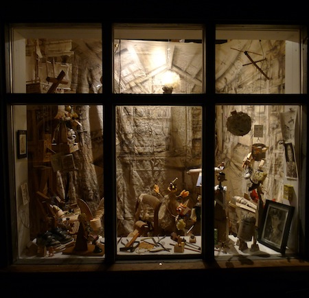 The Gepetto's workshop window